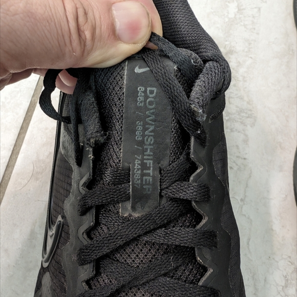 Nike Downshifter running shoes - Picture 3 of 4